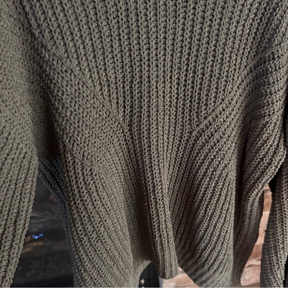 Braided Cable ChenillePullover XXL (Junior Sizing) Green‎ Sweater - Picture 11 of 15